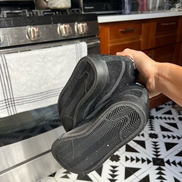 Comme des Garçons Nike SB Blazer High Tops (Men’s 5, Women’s 6.5) - Picture 5 of 7